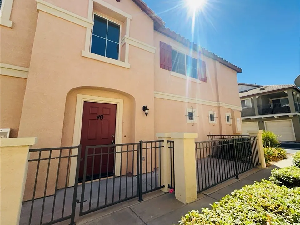 15627 Lasselle St #49