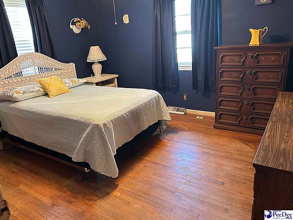 5th image of 719 Salem Rd