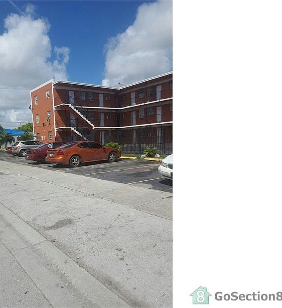 1st image of 1281 NW 61st St