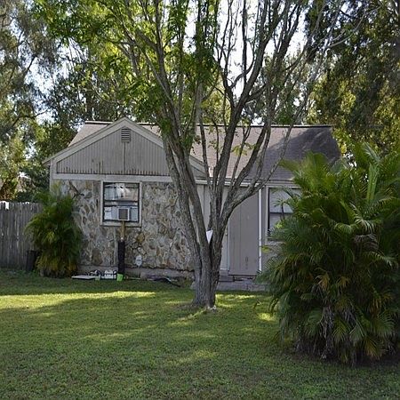 1st image of 2556 47th Ave N