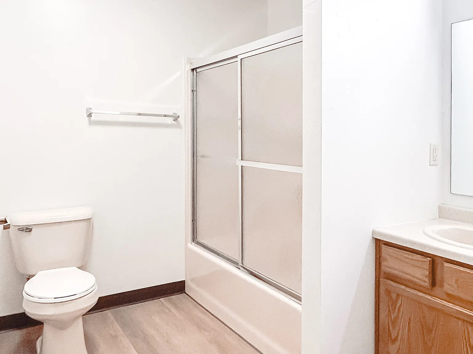 College Avenue Apartments — Photo 3