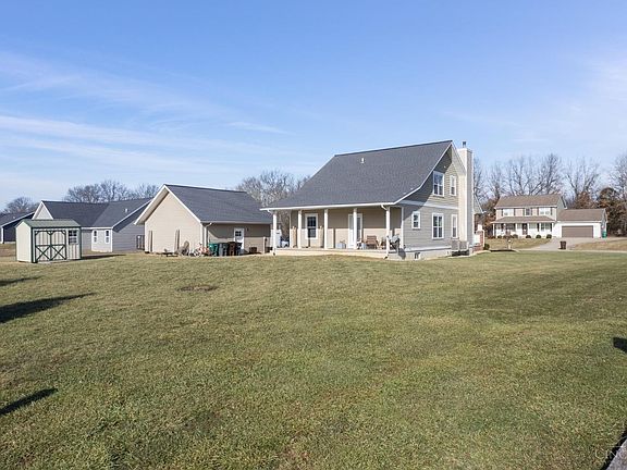 4th image of 110 Brookshire Way