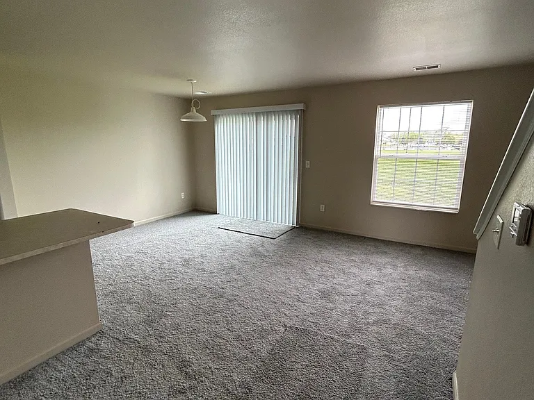 221 Southfield Dr #1 — Photo 4