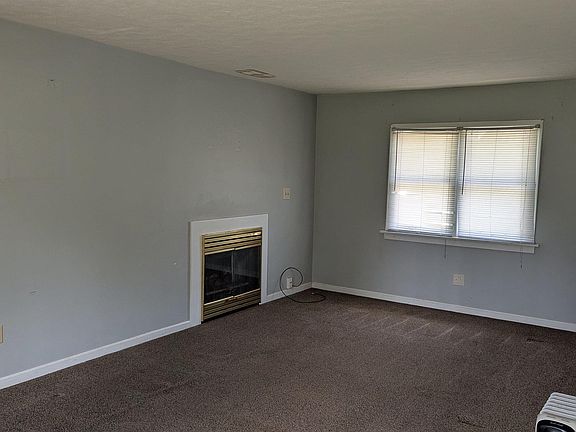 5th image of 2503 W Saint Louis Dr