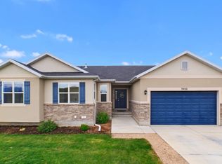 8466 N Stonebridge Ln, Eagle Mountain, UT 84005