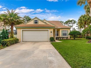 6667 SE Seven Oaks Ln, Stuart, FL 34997
