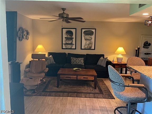 5th image of 5730 Trailwinds Dr APT 411