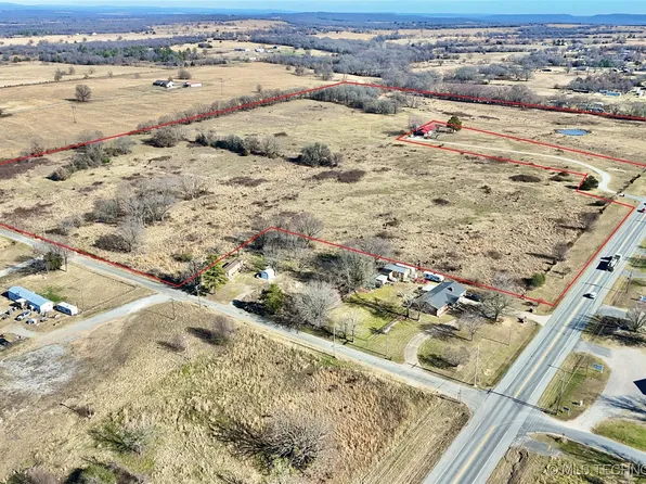 E Highway 9, Stigler, OK 74462