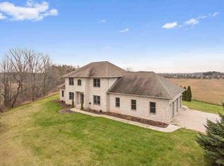 320 6th St, Casco, WI 54205