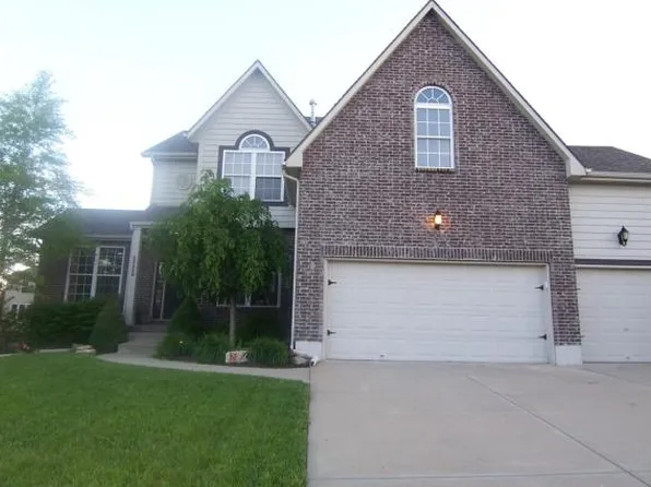 22229 W 176th Ter, Olathe, KS 66062