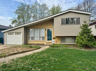 352 N Craig Pl, Lombard, IL