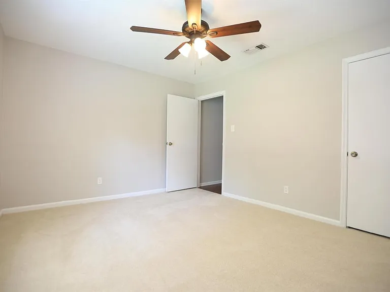 12406 Colleen Dr — Photo 28