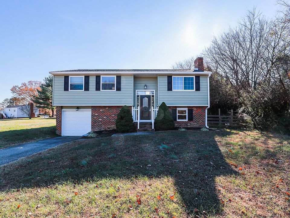 1st image of 1201 Wilderness Dr
