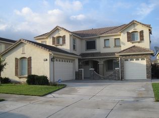 271 E Wind Dr, Ripon, CA 95366