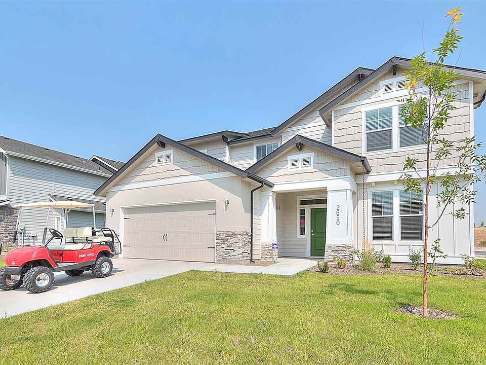 1st image of 2650 E Blackstone Dr