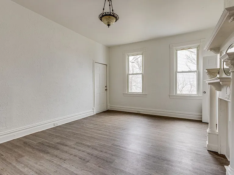 440 Hays Ave — Photo 6