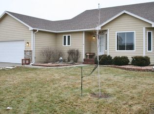 7516 S Hughes Ave, Sioux Falls, SD 57108