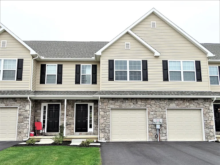 117 Linda Sue Ln — Photo 1