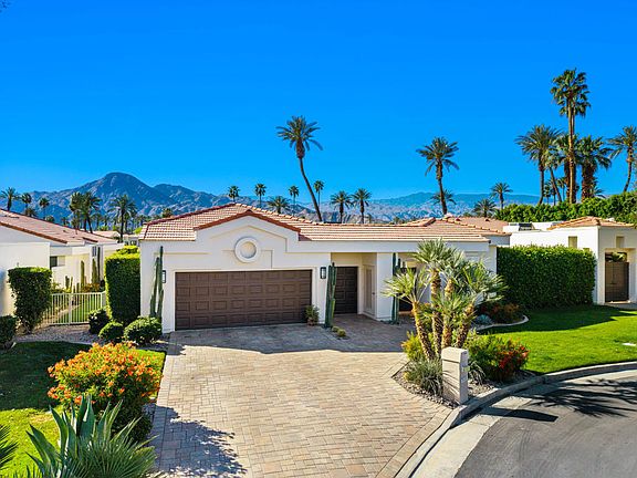 4th image of 75305 Saint Andrews Ct