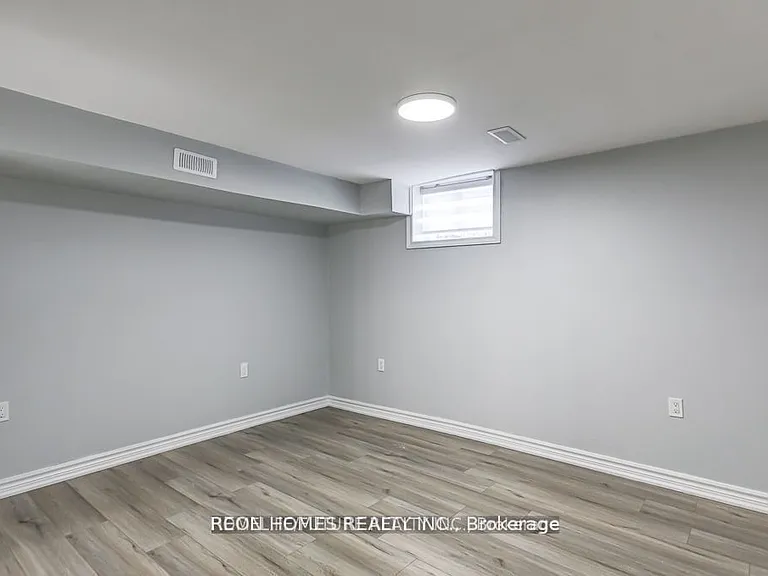 20 Bluefin Cres #BASEMENT — Photo 9