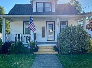 27 Corson Ave, Hamilton, NJ 08619