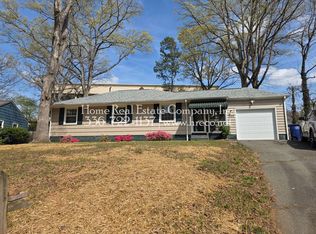 525 Lester Ln, Winston Salem, NC 27103