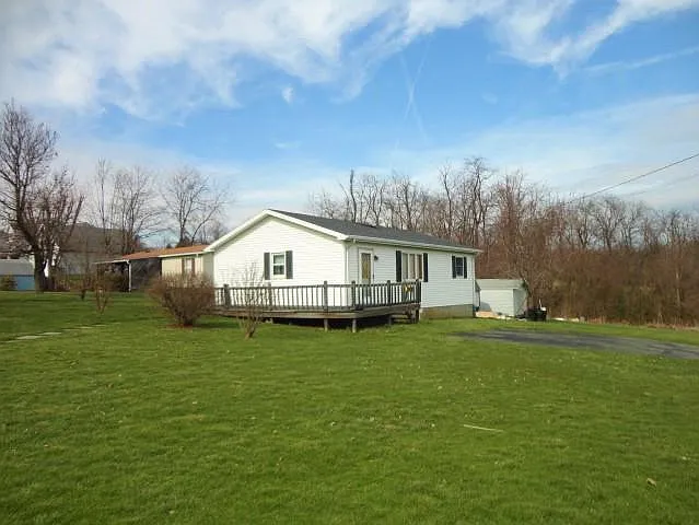 134 Edison St photo 1