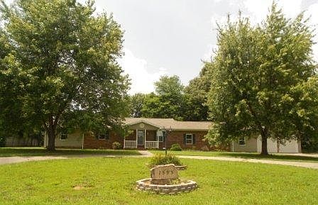 1st image of 1555 Camilla Ln