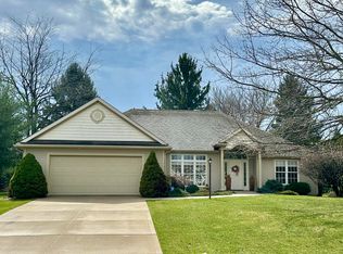 122 Churchill Ln, Niles, MI 49120