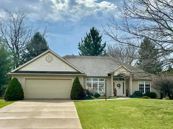 122 Churchill Ln, Niles, MI 49120