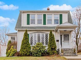 28 Overlook Rd, Arlington, MA 02474