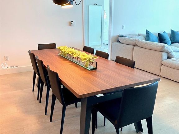 3rd image of 360 Ocean Dr Unit 404