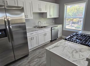 228 1/2 N Main St, Bowling Green, OH 43402