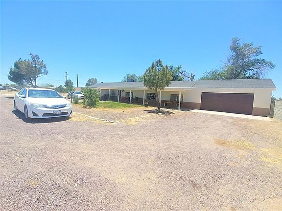 4th image of 12024 Lee Ave