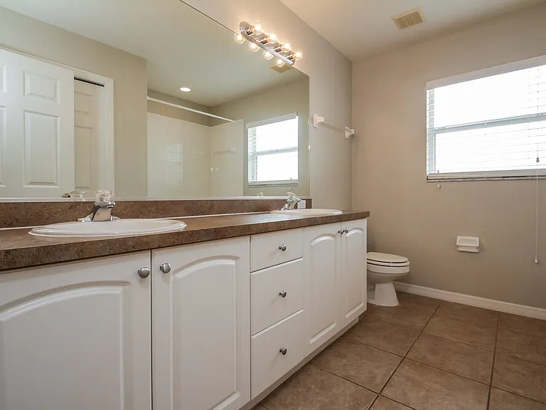 2815 93rd Ct E — Photo 14