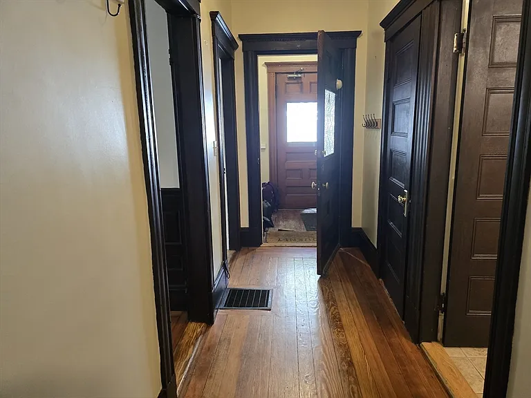 33 Tower St #1 — Photo 22