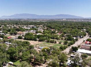 1116 Isleta Blvd SW, Albuquerque, NM 87105