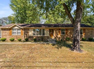 107 Grapevine Rd, Hendersonville, TN 37075