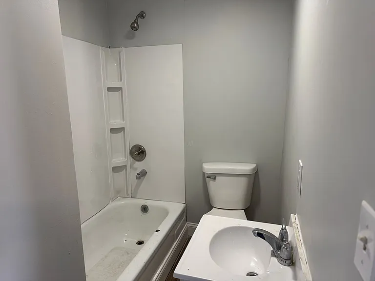 1601 Faraon St — Photo 8