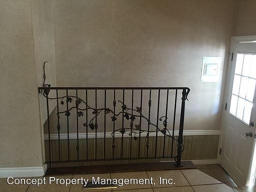 5th image of 1531 E Lanebrook Ln