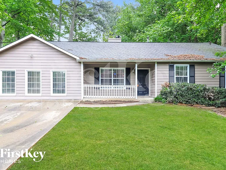 1456 Chaseway Cir — Photo 1
