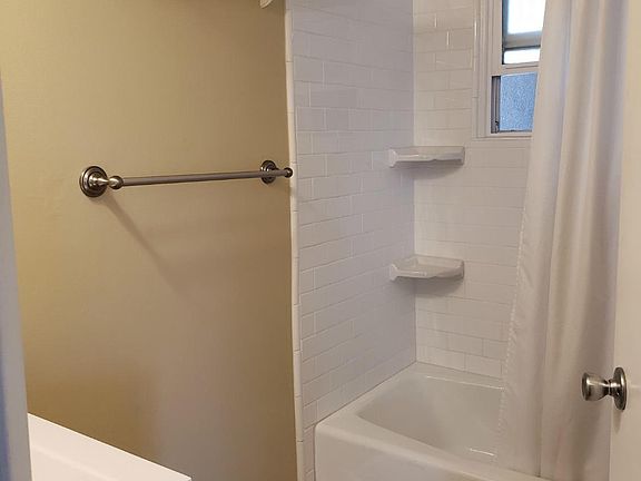 2nd image of 731 S Catalina Ave APT B
