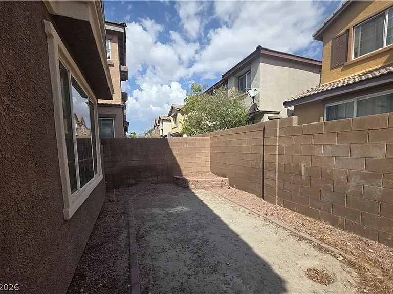 8660 Diamond Sand Ave — Photo 33