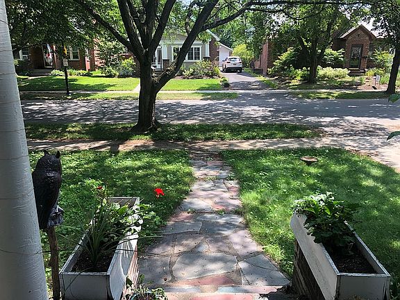 2nd image of 26 Van Buren St