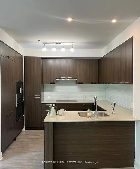 310 Tweedsmuir Ave #Townhouse 4 — Photo 12