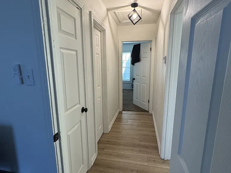 1381 Sunset Dr — Photo 14