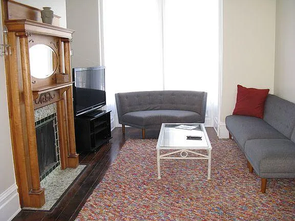335 Bartlett St — Photo 6