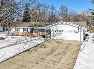 2751 Allouez Ave, Green Bay, WI 54311