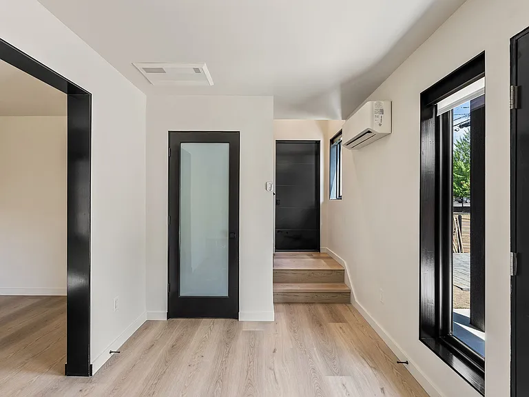 315 Riverside Blvd #3 — Photo 7