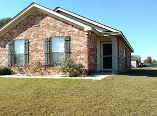 896 Parliament Ct, Mobile, AL 36695